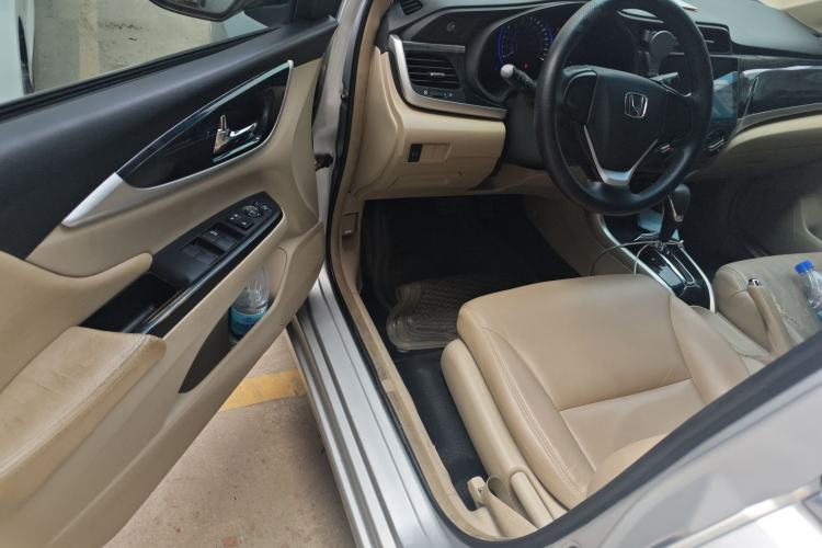 Used Honda Crider 2013 1.8L automatic comfort version