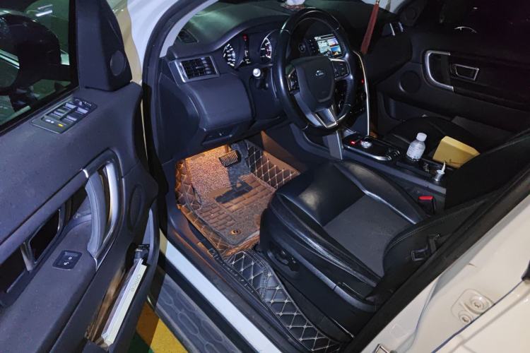 Used Land Rover Discovery Sport 2015 2.0T SE
