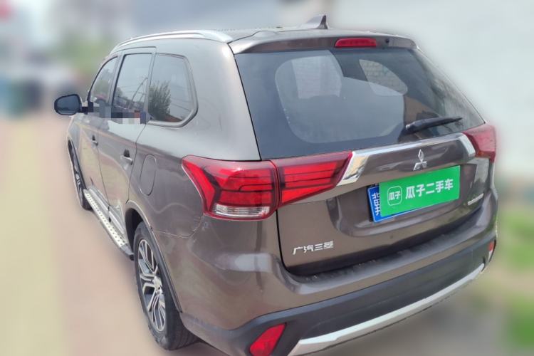 Used Mitsubishi Outlander 2018 2.0L Two-Wheel Drive Glory Edition 5 Seats