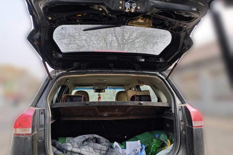 Used Jinbei Zhishang S30 2014 1.5L Manual Comfort Model Trunk