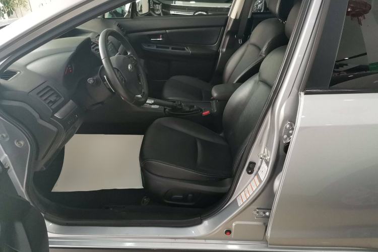 Used Subaru XV 2012 2.0i Elite Edition
