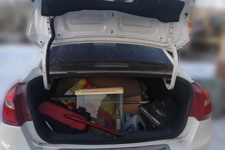 Used Dongfeng Aeolus L60 2015 1.8L Manual New Enjoyment Version