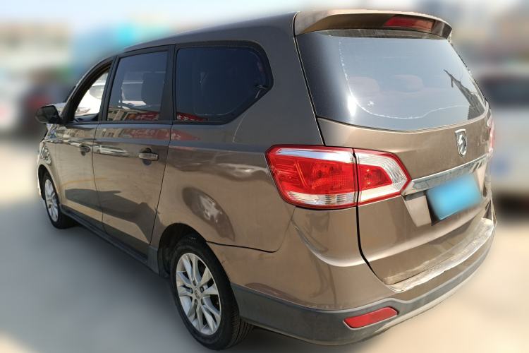 Used Baojun 730 2014 1.5L manual standard trim 7 seats Rear Left 45 Deg