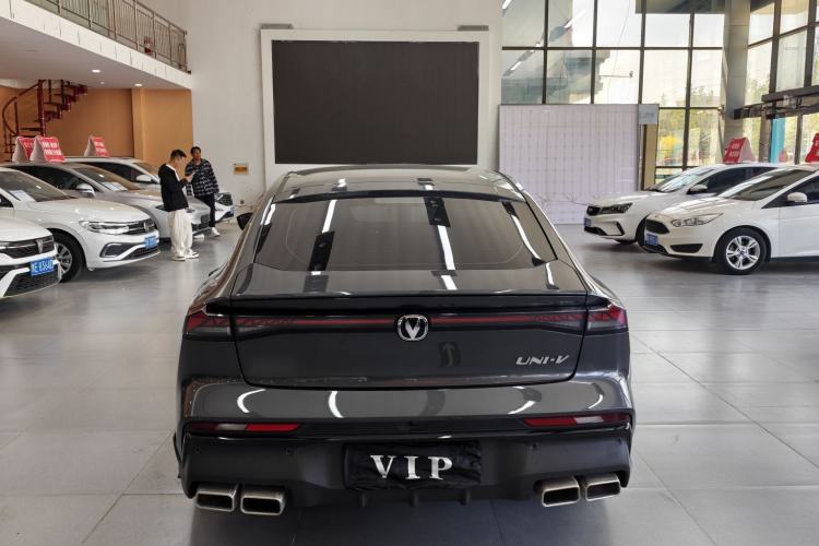 Used CHANGAN UNI-V 2024 1.5T Prestige Sport Edition Exterior 6