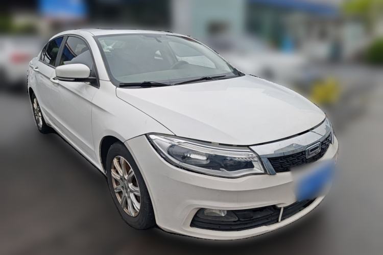 Used Qoros 3 2017 Sedan 1.6L Automatic Zhiyue Model Front Right 45 Deg