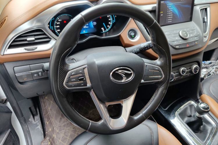 Used Soueast DX7 2015 1.5T Manual Luxury Model Steering Wheel