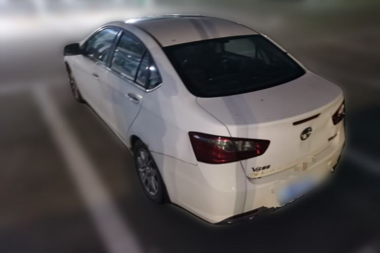 Used Soueast V5 Lingzhi 2015 1.5L Manual Luxury Model