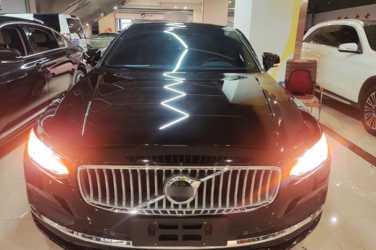 Used Volvo S90 2024 B5 Zhiyi Luxury Edition Front