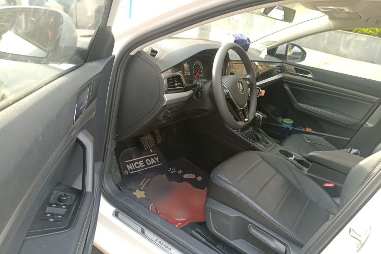 Used Volkswagen Lavida 2019 1.5L Automatic Comfort Edition China VI Standard
