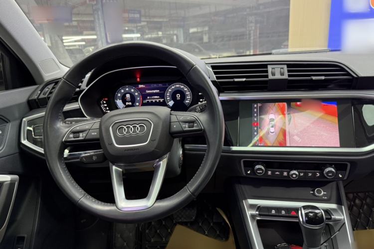 Used Audi Q3 2021 35 TFSI Advanced Style Edition Interior 2