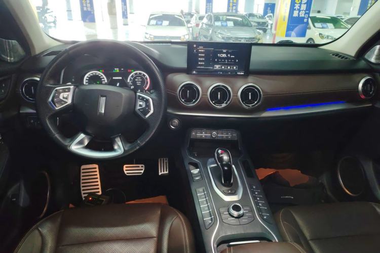 Used Wey VV6 2018 2.0T Two-Wheel-Drive Ultra-Luxury Version China V Standard