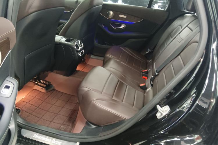 Used Mercedes-Benz GLC 2022 Refreshed GLC 300 L 4MATIC Dynamic Edition Prestige Version Left Rear Seat