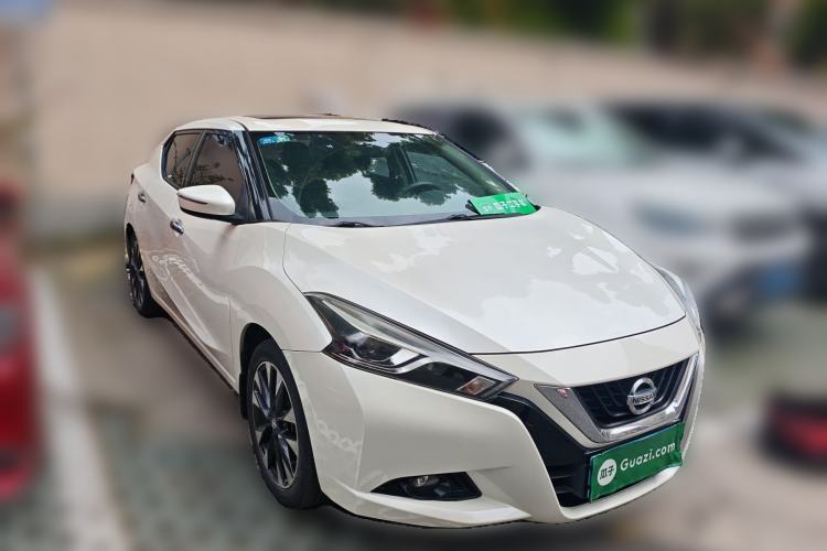 Used Nissan Lannia 2016 1.6L CVT Smart Cool Edition Front Right 45 Deg