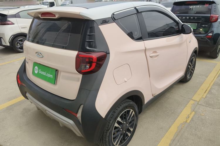 Used Chery QQ Little Ant 2022 Revised Version Sweet Pink Edition Half-Sugar Version Lithium Iron Phosphate 30.7 kWh 30 kW 301 km