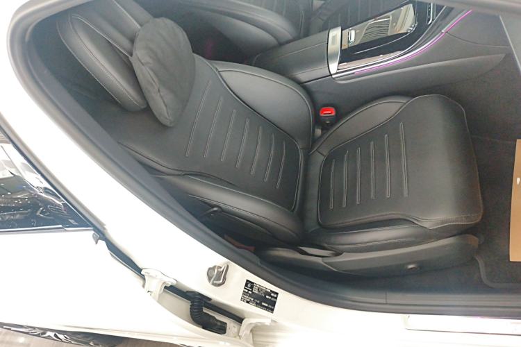 Used Mercedes-Benz C-Class 2023 Restyled C 260 L Sport Edition Right Front Seat