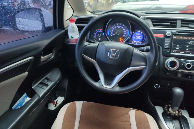 Used Honda Fit 2014 1.5L EX CVT Elite Model
