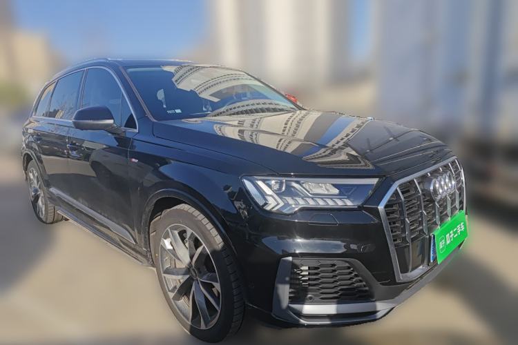 Used Audi Q7 2023 55 TFSI quattro S line Sport Edition Front Right 45 Deg