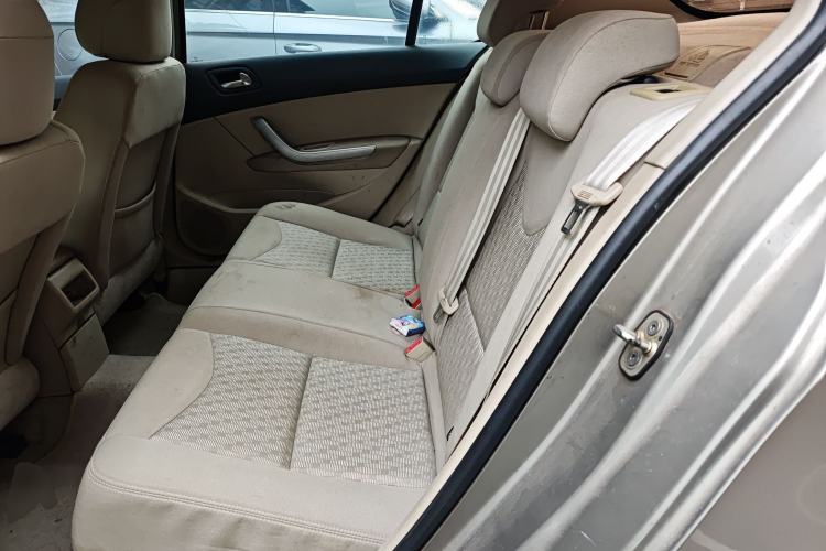 Used Peugeot 408 2011 1.6L Manual Comfort Edition
