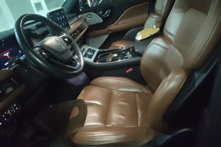 Used Lincoln Aviator New Energy 2020 3.0T V6 All-Wheel-Drive High-Performance Plug-in Hybrid Left Front Seat