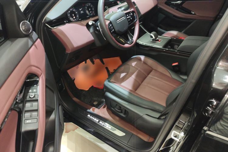 Used Land Rover Range Evoque 2024 Aurora L 249 PS Prestige Light-Chasing Edition Driver Seat