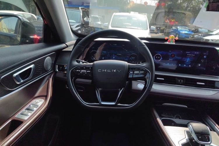 Used Chery Tiggo 8 PRO 2022 390T Two-Wheel Drive Vast Edition 5 Seats