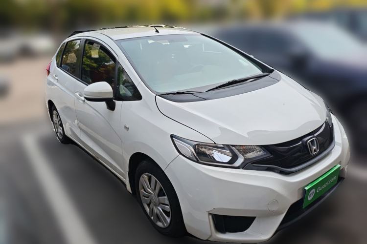 Used Honda Fit 2014 1.5L LX CVT Comfort Model Front Right 45 Deg