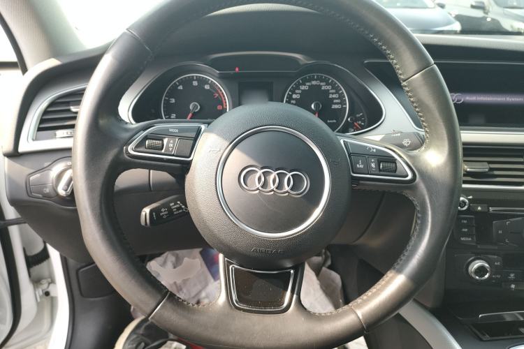 Used Audi A4L 2016 35 TFSI Collector's Edition Automatic Standard Model