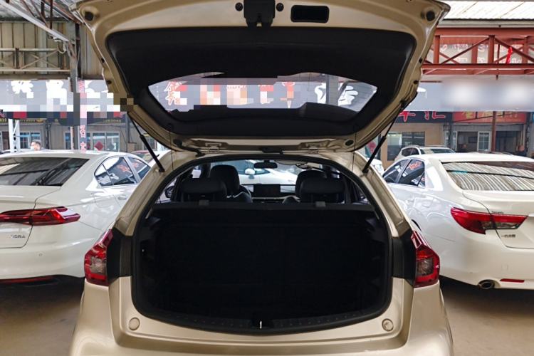 Used Geely Auto Vision X3 2021 PRO 1.5L CVT Deluxe Model
