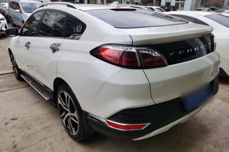 Used Venucia T90 2017 2.0L CVT Leading Edition Rear Left 45 Deg