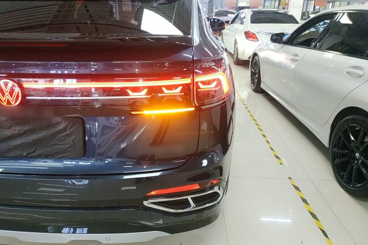 Used Volkswagen Tayron X 2023 330TSI Two-Wheel-Drive Prestige High-Energy Version Exterior 3