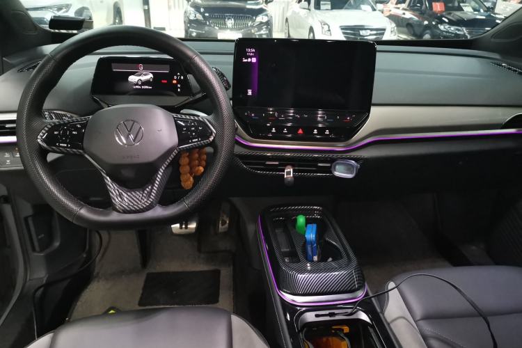 Used Volkswagen ID.4 CROZZ 2021 Long-Range PRO Two-Wheel Drive Version Center Console