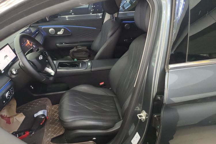 Used Chery Fengyun A8L 2025 1.5 TGDI 145 km Luxury Version Left Front Seat