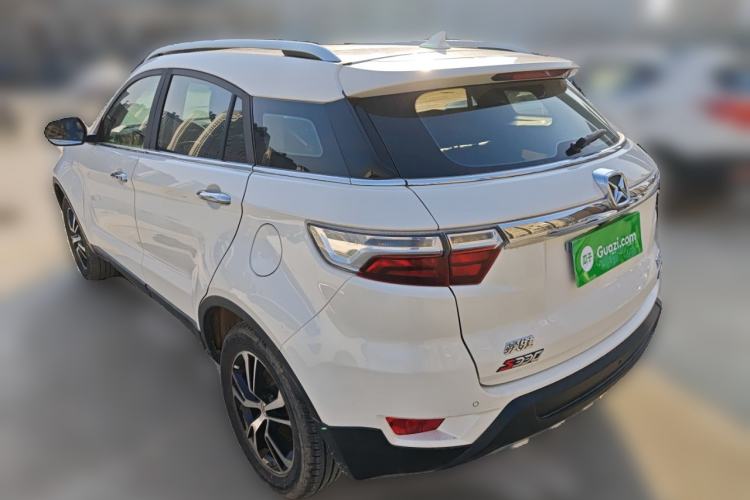 Used JMC Yusheng S330 2016 1.5L GTDi Automatic Two-Wheel Drive Prestige Edition
