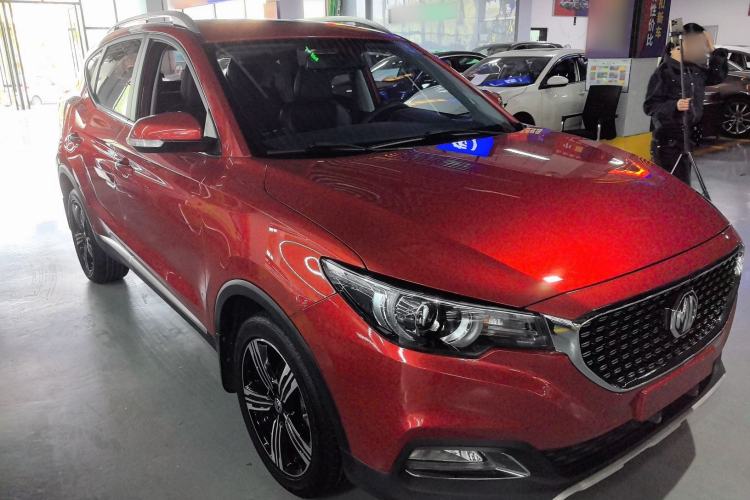 Used MG ZS 2018 1.5L Automatic Luxury Edition China V Standard Front Right 45 Deg