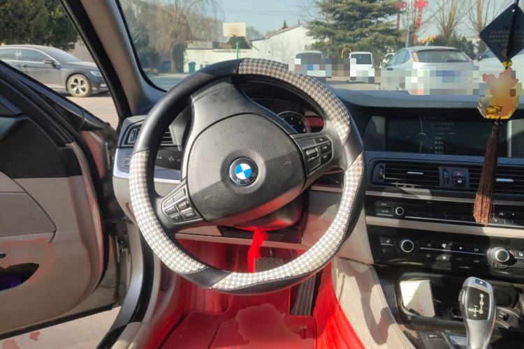 Used BMW 5 Series 2012 523Li Luxury Model
