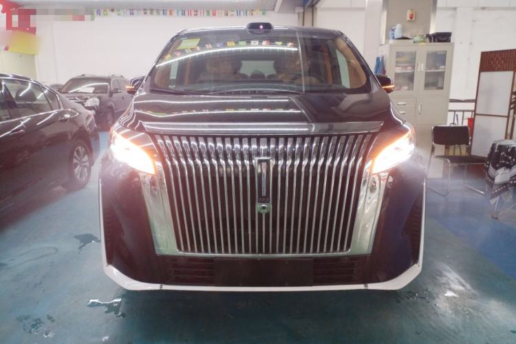 Used Wey Gaoshan 2025 Four-Wheel Drive Alpine 8
