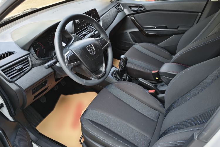 Used Baojun 310 2020 1.2L Manual Comfort Edition Interior 1