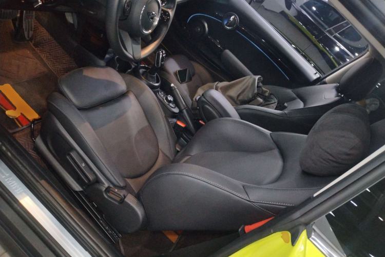 Used MINI 2023 Updated 1.5T COOPER Artist
