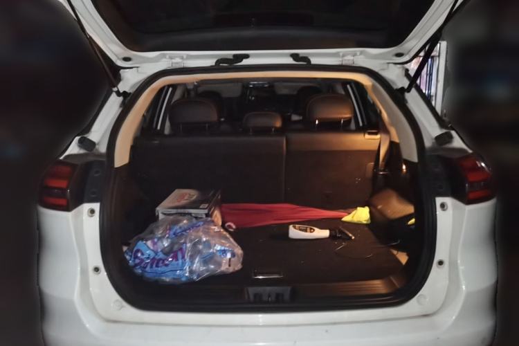 Used Geely Auto Emgrand X7 Sport 2016 1.8TD Automatic ZhiShang Model Trunk