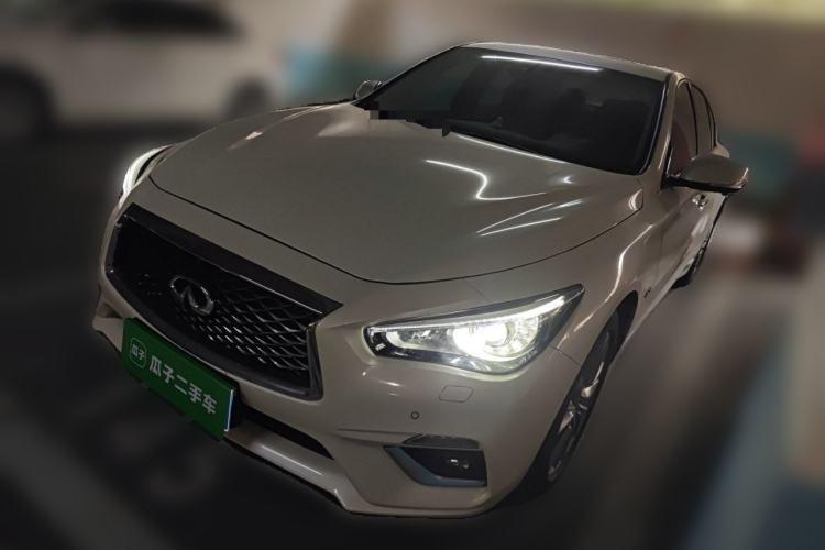 Used Infiniti Q50L 2018 2.0T Enjoyment Version China VI Standard