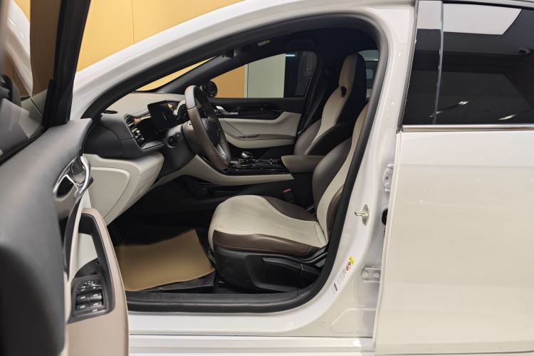 Used BYD Qin PLUS 2024 HONOR Edition DM-i 55KM Leading Model