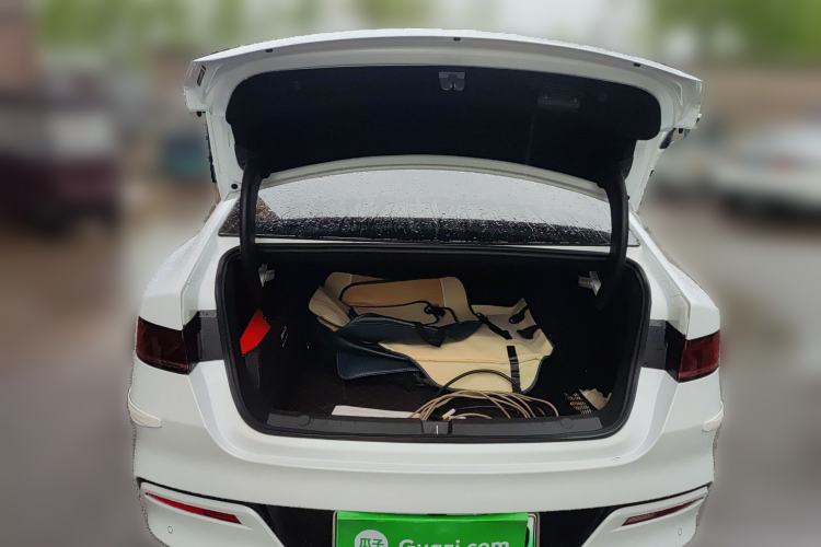 Used BYD Qin PLUS 2023 Champion Edition DM-i 55KM Leading Model Trunk