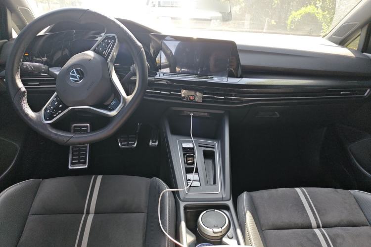 Used Volkswagen Golf 2023 280TSI DSG R-Line 20th Anniversary Edition
