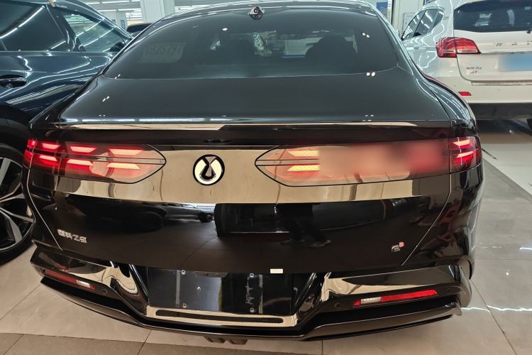 Used Denza Z9 2024 1100 km All-Wheel-Drive Ultra Version
