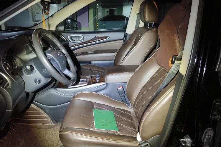 Used Infiniti QX60 2014 2.5 S/C Hybrid Two-Wheel Drive Excellence Edition