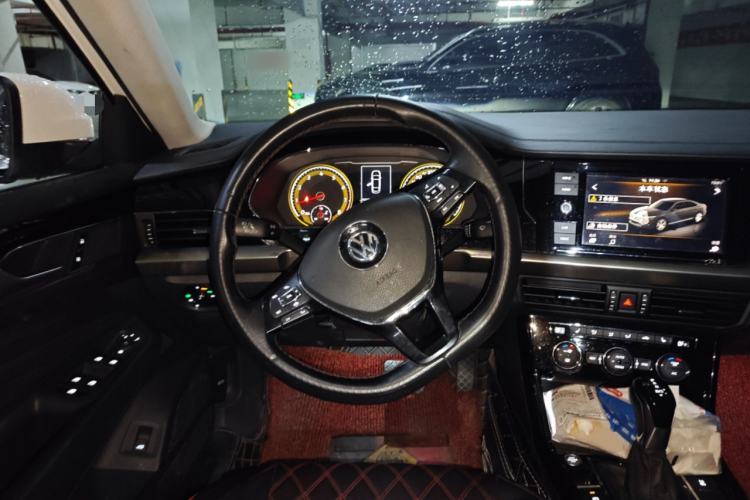 Used Volkswagen Passat 2019 330TSI Elite Edition China VI
