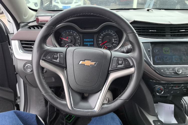 Used Chevrolet Malibu 2018 530T Automatic Luxury Edition Steering Wheel