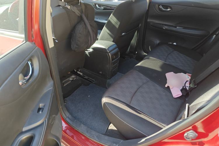 Used Nissan Tiida 2016 1.6L CVT Cool Dynamic Edition