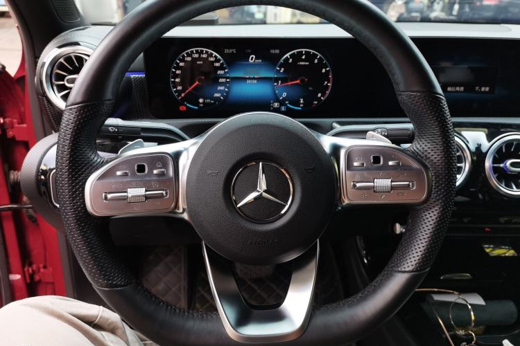 Used Mercedes-Benz A-Class 2020 Restyled A 200 L Sport Sedan Fashion Version
