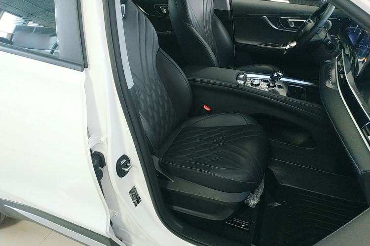 Used Chery Tiggo 7 PLUS 2023 Champion Edition 1.6 TGDI DCT Extraordinary Version
